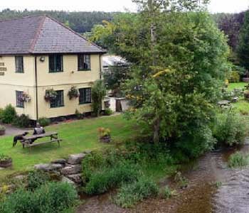 Anchor Inn Далвертон Екстер'єр фото