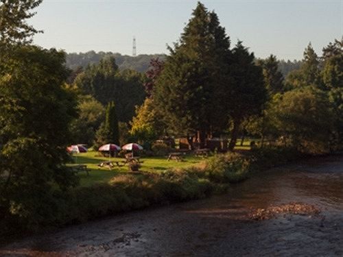 Anchor Inn Далвертон Екстер'єр фото