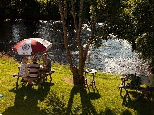Anchor Inn Далвертон Екстер'єр фото